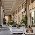 Plac Konstytucji By Bookinghost * Warszawa