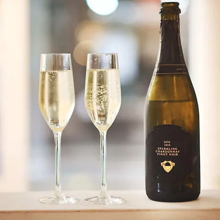 Plac Konstytucji By Bookinghost Lägenhet *