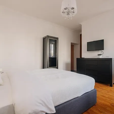 Apartman Plac Konstytucji By Bookinghost Varsó